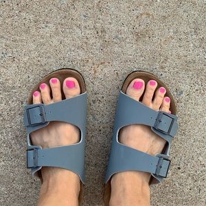 Birkenstocks Womens Size 8.5-9 US/39 euro. New!